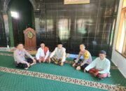 Kapolsek Purwadadi Jum’at curhat dengan Warga Blendung Di Masjid Jami Al abror