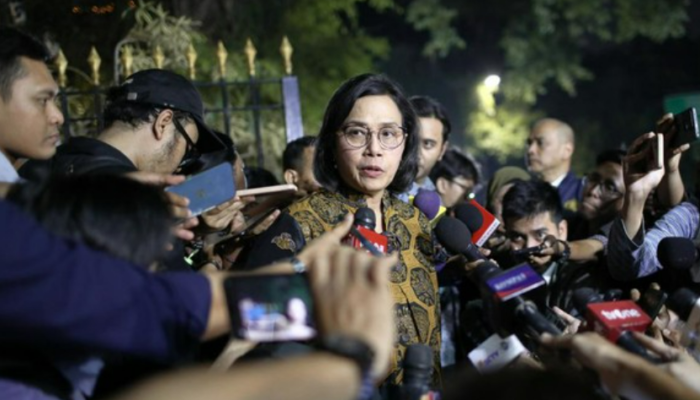 Kenapa Prabowo Masih Pilih Sri Mulyani Jadi Menkeu?