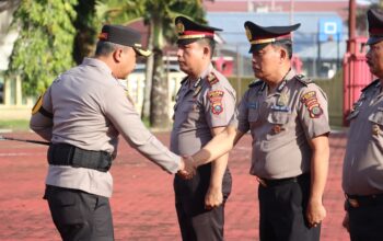 Sebanyak 42 Personel Polres Nias Terima Kenaikan Pangkat