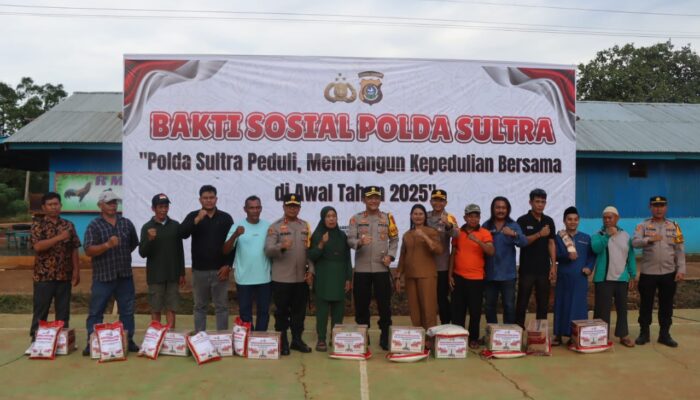 Kapolda Sultra Serahkan 200 Paket Bantuan Sosial Kepada Masyarakat Langgikima