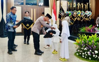Bagikan Takjil dan Buka Puasa Bersama Bareng Insan Pers, Kapolri: Suara Media Suara Publik