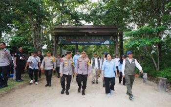 Kapolri-Titiek Soeharto Tinjau Tesso Nilo, Pastikan Konservasi Gajah Aman