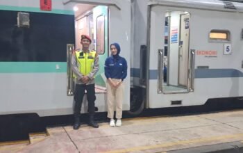 Pelayanan Penumpang KAI di Stasiun Pagaden Berjalan Lancar, Belum Terjadi Lonjakan Signifikan