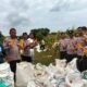 Kapolsek Pagaden Bersama Personel dan Warga Binaan Panen Jagung, Wujud Nyata Dukungan Swasembada dan Ketahanan Pangan Nasional