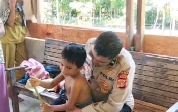 Mendengar Kisah Pilu 5 Anak yang Ditinggalkan Orang Tuanya, Polisi Pidie Jaya Ulurkan Bantuan