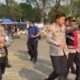 Kapolres Subang dan Kasi Propam Sapa Warga di CFD, Bagikan Stiker Jaga Rawat Jawa Barat